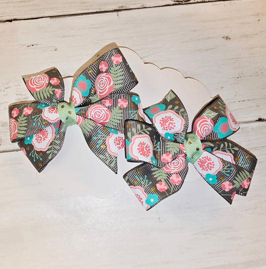 Gray flower Pinwheels