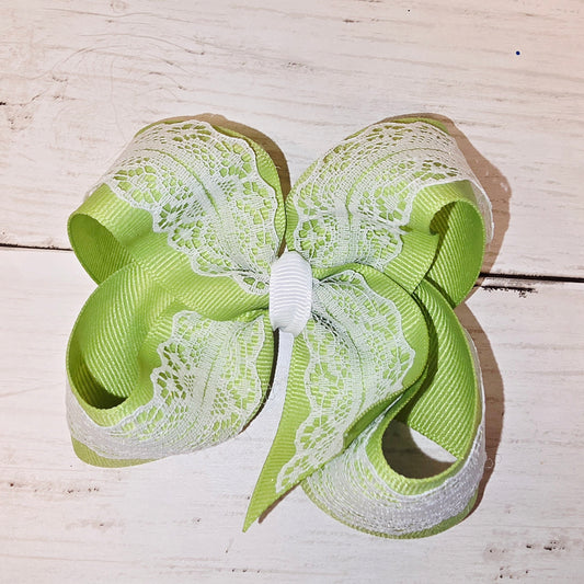 Green Lace Bow